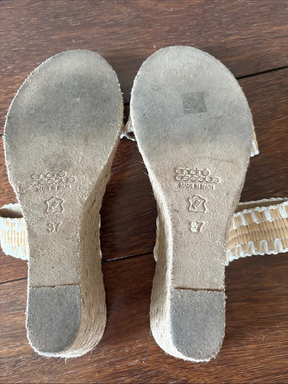 Andre Assous Cream Woven Espadrille Wedge Sandals 37/7 made in Spain